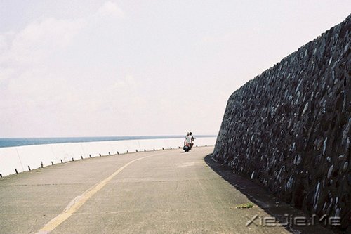 晚安心语:最喜欢谈论你的人,往往是最不了解你的人 (1)